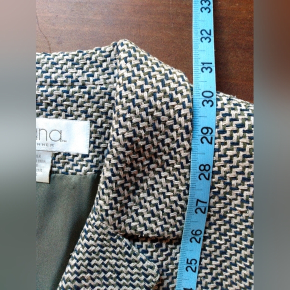 Elana by Tanner Silk Weave Button Front Jacket with Pockets - Picture 9 of 9